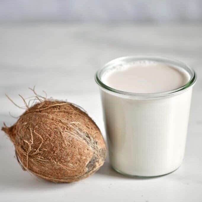 Easy Homemade Coconut Cream by Alphafoodie