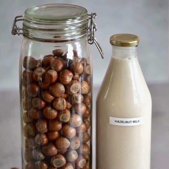 DIY Hazelnut Milk by Alphafoodie and Nutramilk